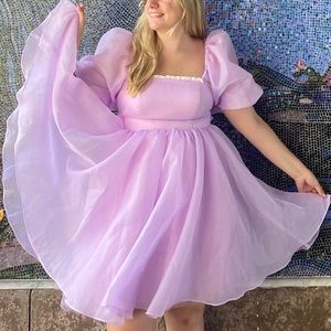 Lavender puff sleeve dress